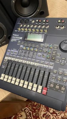 Roland VM-3100 Pro raqamli mikseri (narxi kelishiladi) 1
