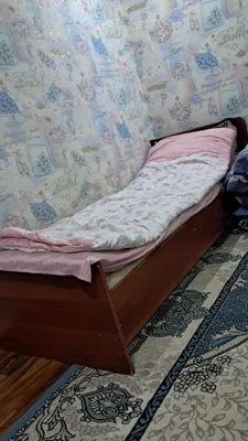 kravat sotiladi 2 ta srochno 1