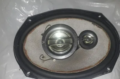 Продаётся колонка Kenwood. 1
