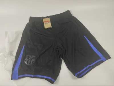 «Barselona» futbol klubi shortilari. Yangi 1