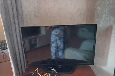 Продаётся телевизор б/у LG и смарт приставка 1