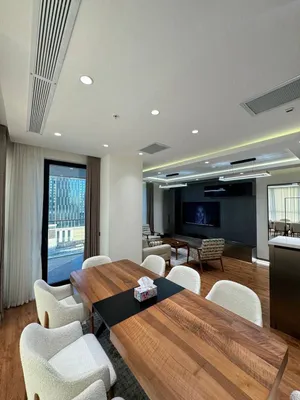 Аренда 3 комнатная Nest One 1