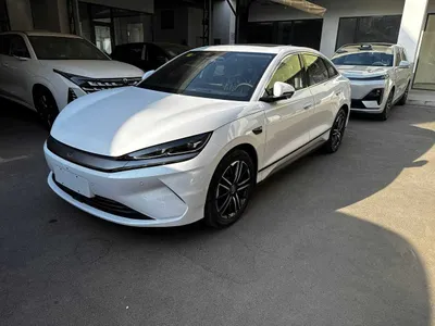 BYD Qin L EV 545 км - Твой идеальный электромобиль ждет тебя 1