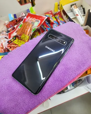 Samsung S10 5G 8/256 ГБ, идеальный 1