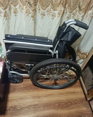 Nogironlar aravachasi sotiladi