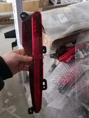 Задний левый отражатель Dongfeng EP 008 1