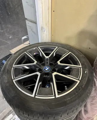 Заводские диски и шины R18 для BMW 1