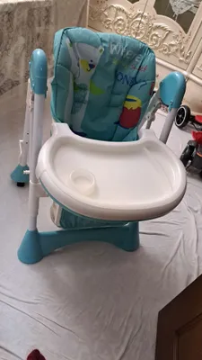detskiy stul sotiladi, katta kichik qilsa boladi