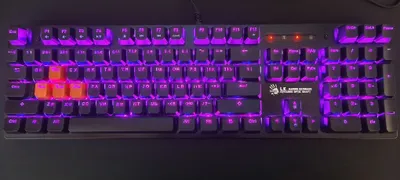 Bloody B820R o‘yin opto-mexanik klaviaturasi (Light Strike, alyuminiy panel) 1