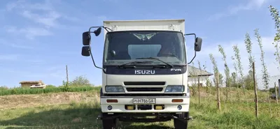Isuzi 10 tonality sotiladi 1