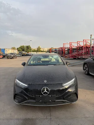 Mersedes Benz EQE 500 1