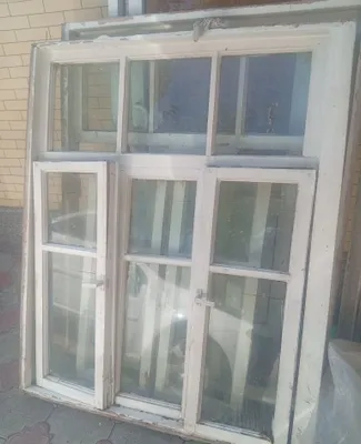 Продам оконные рамы размер 150х120 . Деревянные