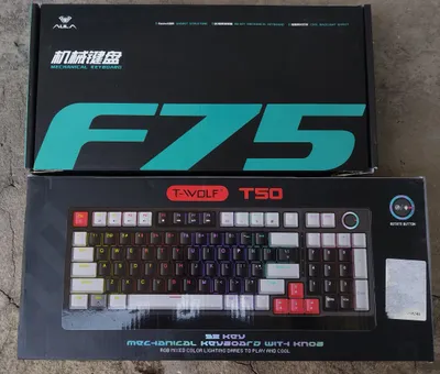 Aula f75, T-WOLF T50 1