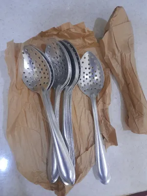 Teshikli yangi qoshiqchalar sotiladi 1