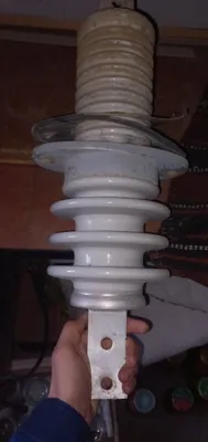 Высоковольтный фарфоровый изолятор 1