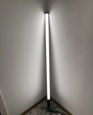 Amaran T4c RGBWW — профессиональный LED свет 120 см 1