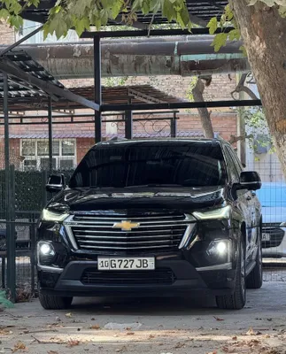 TRAVERSE 2023, комплектация Premium, краска в отличном состоянии 1