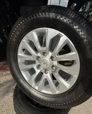 Новые диски и шины для Toyota 150 1