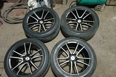 Диски и шины Vossen для Cobalt 215/55 R17 в хорошем состоянии 1