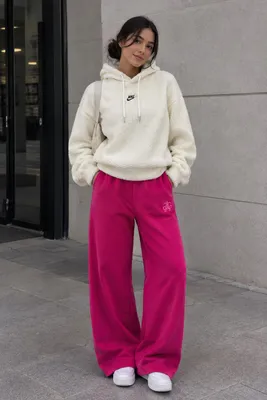 Nike oq ayollar uchun “barashek” hudisi 1