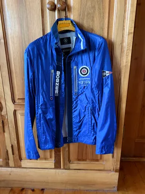 Мужская ветровка BOGNER синего цвета