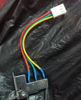 Запчасти от газовой колонки. Новые. 1