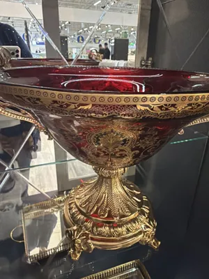 Original “Bogema”: 2 ta katta konfet idishi, 2 ta katta meva vazasi — 150 $ 1
