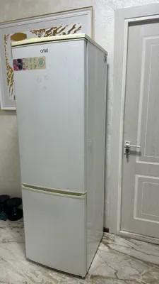 Холодильник Artel 1