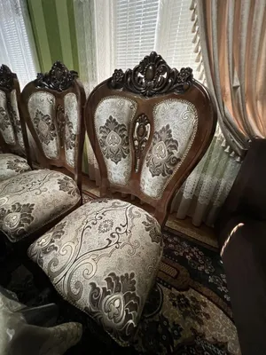 Продаются стол и стул 1