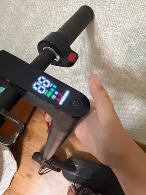 Xiaomi Mi Electric Scooter Pro (original) 1