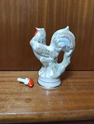 Spirtli ichimliklar uchun grafin, 50.000 1