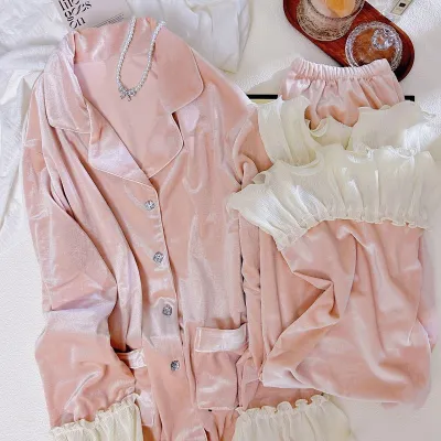 Dvoyka a Momiq Pijama