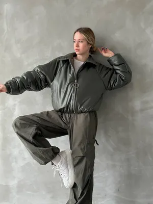 Продам стильную куртку 1