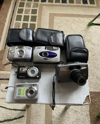 Продается Фотоаппарат 1