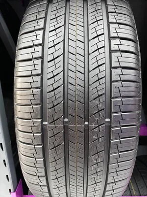 Nexen Roadian GTX 235/50R19