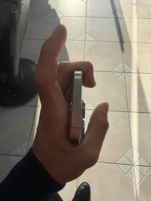 iphone 15 pro titatnium 1