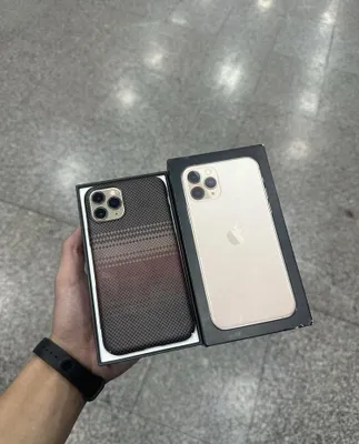 iPhone 11 Pro. 1