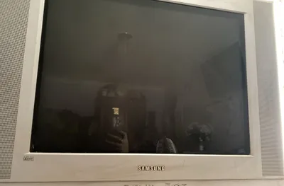 Yaxshi holatdagi Samsung televizori, soz, ekrani yaxshi. 1