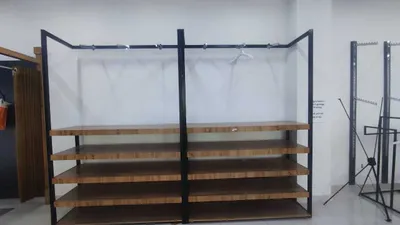 Stelaj kiyim do'koni uchun 1