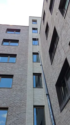 Мойка фасадов, окон, чистка окон 1