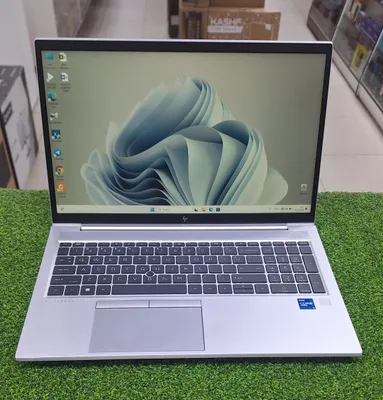 HP EliteBook | i7-1185G7 / 8GB / 256GB / 15.6" IPS 1