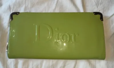 Dior yozuvli klatch hamyon. Yangi. 1