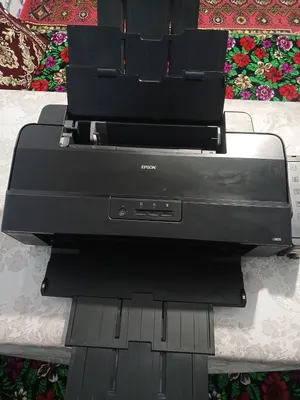 Printer L1800 sotiladi 1