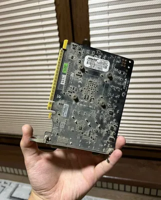 Видеокарта NVIDIA GeForce GTX 1050 1