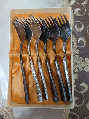 Kumush bilan qoplangan desert sanchqilari