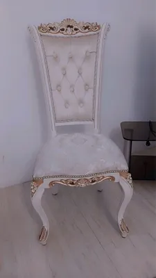 12 стульев, состояние хорошее, 300 долларов