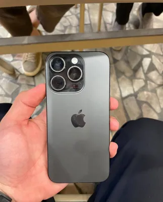 iPhone 15 Pro, eSIM 1