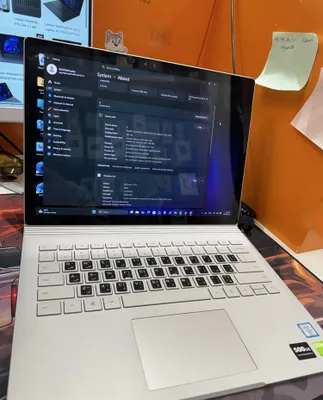 Microsoft Surface Book 1