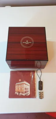 Коробка от часов PATEK PHILIPPE 1