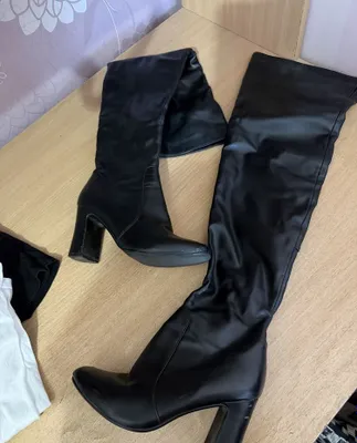 Tizzadan yuqori mavsumiy etiklar